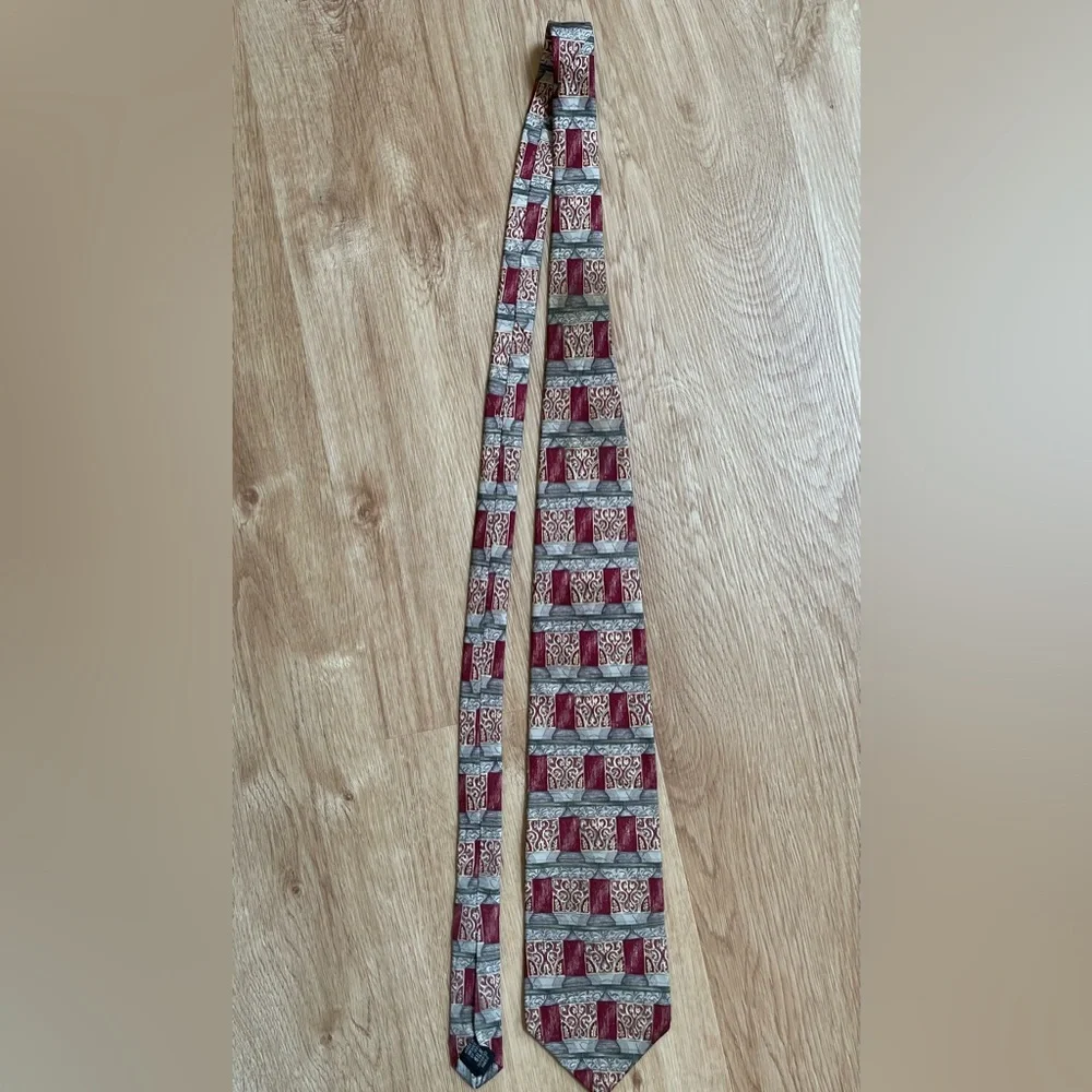 Etienne Aigner 100% silk tie burgundy red vintage